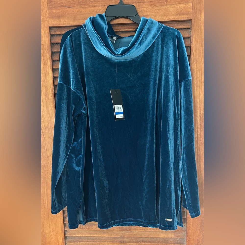 NWT JONES NEW YORK Velvet Velour Turtleneck Tunic Style Sweater